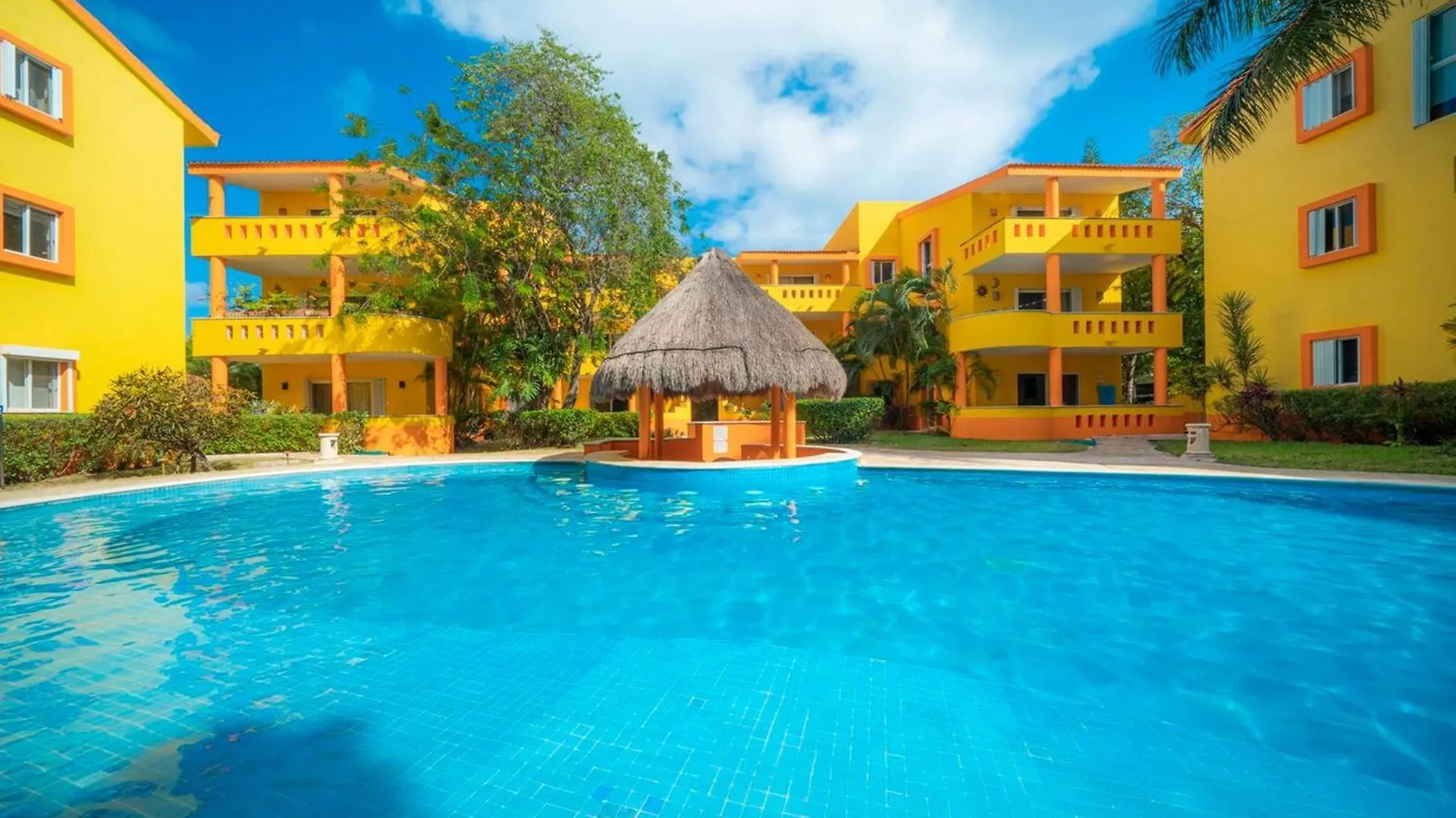 2 Bedroom Condo At Playacar, Chac Ha Condos - Rana Loca By Nasplaya 墨西哥