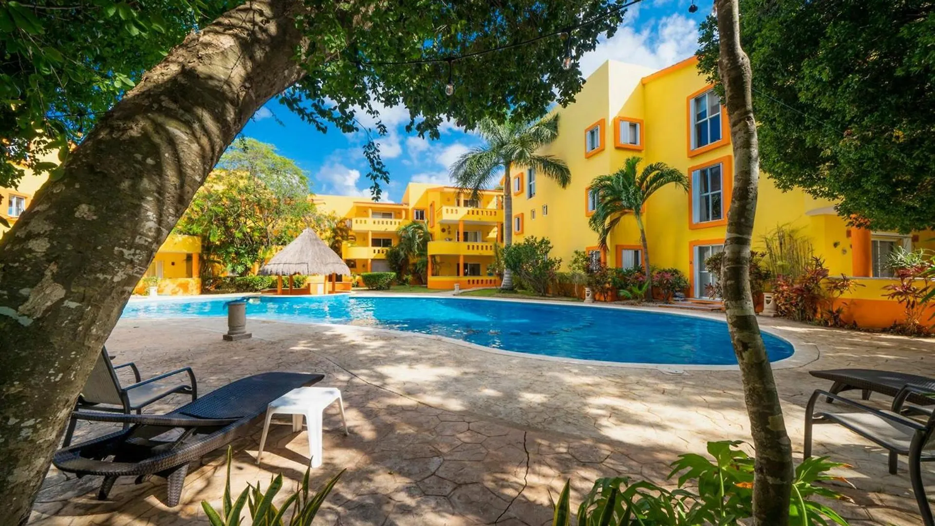 度假居 2 Bedroom Condo At Playacar, Chac Ha Condos - Rana Loca By Nasplaya